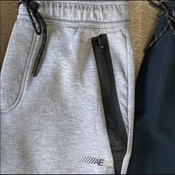 Set of 4 American Eagle Joggers Lot - Picture 2 of 6